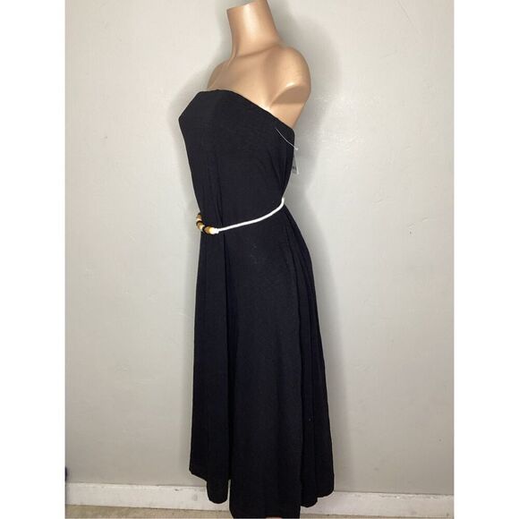 Free People black strapless dress with wood bead belt. Medium. Retails $70 - Picture 6 of 8